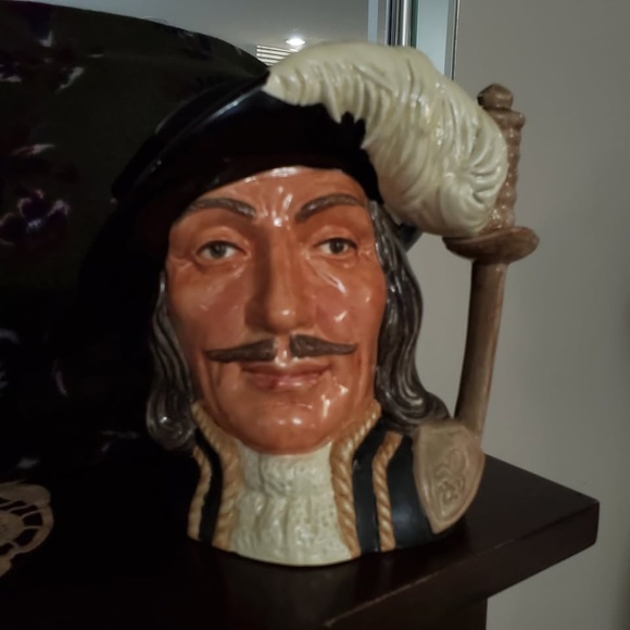 Royal Doulton Ceramic figurehead - Picture 1 of 5